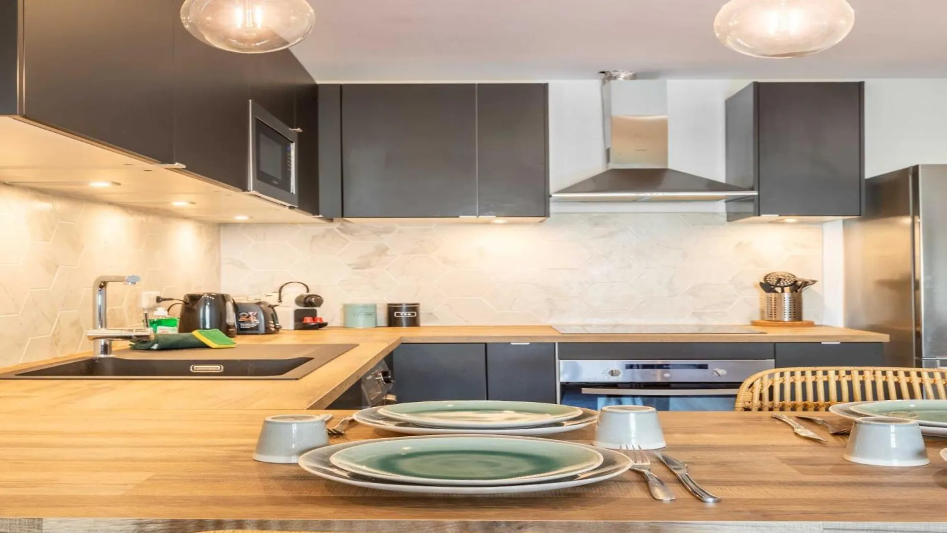 Apartment Charming Renovated Apt-1Br 4P- Notre Dame Du Mont Marseilles Frankreich